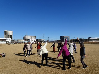 1月(木曜)の青空ラフター 1月(木曜)の青空ラフター