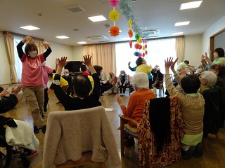 本日は訪問ラフターヨガ 本日は訪問ラフターヨガ