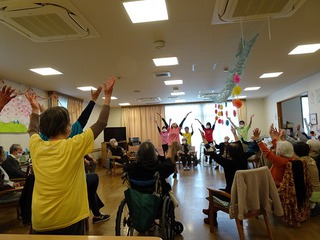 本日は訪問ラフターヨガ 本日は訪問ラフターヨガ