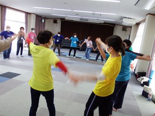 明日は10時のアハハの会 明日は10時のアハハの会