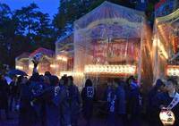 境内に集まった各町の屋台 境内に集まった各町の屋台