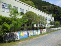 旧「龍山北小学校」 旧「龍山北小学校」