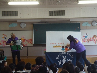浜松市立三方原幼稚園祖父母参観会で講演 浜松市立三方原幼稚園祖父母参観会で講演