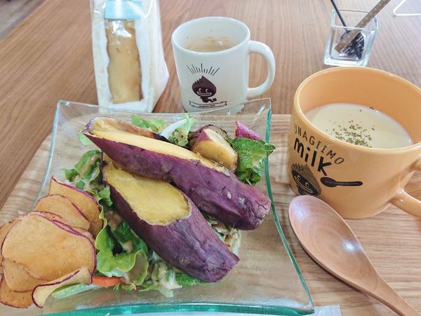 卸本町(浜松市南区)の素敵なカフェ2軒。 卸本町(浜松市南区)の素敵なカフェ2軒。