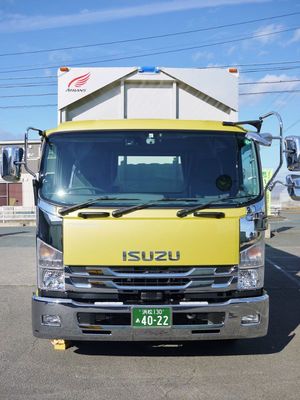 2020年最後の納車式を執り行いました。 工場間輸送向け 4トンウイングトラックです。 2020年最後の納車式を執り行いました。 工場間輸送向け 4トンウイングトラックです。