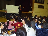 浜松市立奥山小学校でパネルシアター上演
