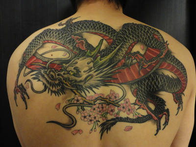 六足桜龍 完成