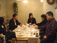 時には座談会