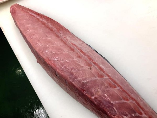 脂たっぷり北海道船上活締めブリ、タラ白子、新サンマはじまりました、舞阪活マダイ・神経抜き、ヒラアジ、カマス・ドウマン 脂たっぷり北海道船上活締めブリ、タラ白子、新サンマはじまりました、舞阪活マダイ・神経抜き、ヒラアジ、カマス・ドウマン