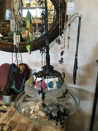 『La rose des Vents』さんへ納品に♪ 『La rose des Vents』さんへ納品に♪