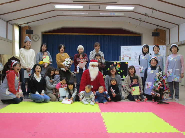 三川地区「さんさん広場」がクリスマス会を開きました！