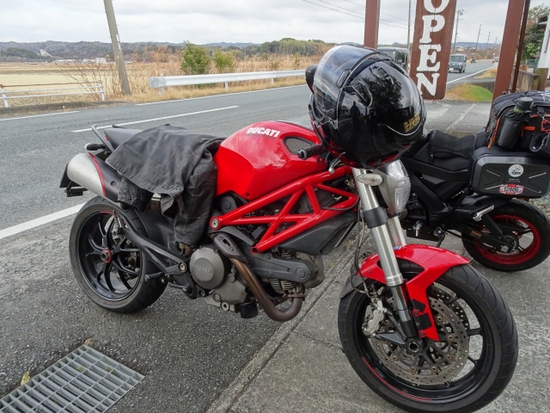 土曜日 雨降り前のバイク乗り♪6台 土曜日 雨降り前のバイク乗り♪6台