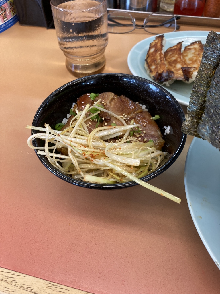 ミニチャーシュー丼 ミニチャーシュー丼