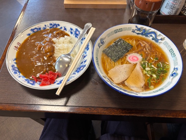 ラーメンとカレー ラーメンとカレー