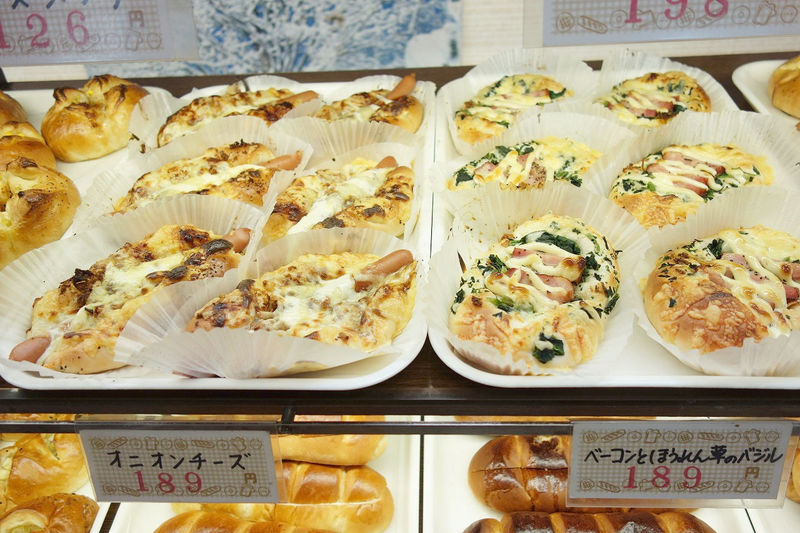 【ワンコインランチ】美味しい・安い・種類も多い！「パン工房 麦畑」のお惣菜パン！
