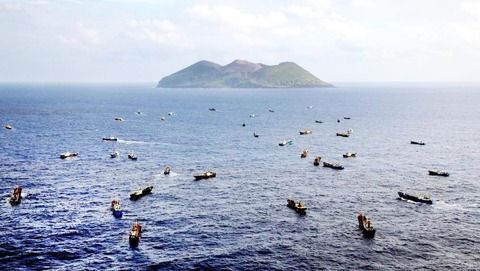 赤珊瑚 密漁 中国 支那 シナ 漁船 珊瑚 CHINA"" もし浜名湖に、竜洋海岸に、御前崎に、こんなのいたらどうするの?