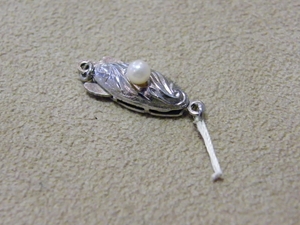 パール（真珠）ネックレスの修理をしました。【糸替え・クラスプ交換】
