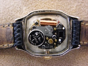 セイコー腕時計の修理をしました。【分解掃除・電池交換】