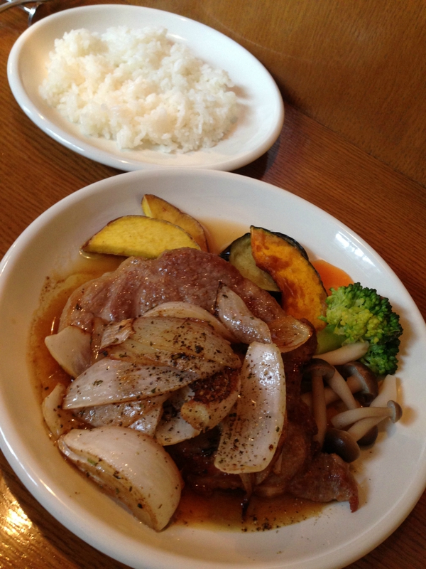 グリル ヒネもス さん で ランチ ☆ グリル ヒネもス さん で ランチ ☆