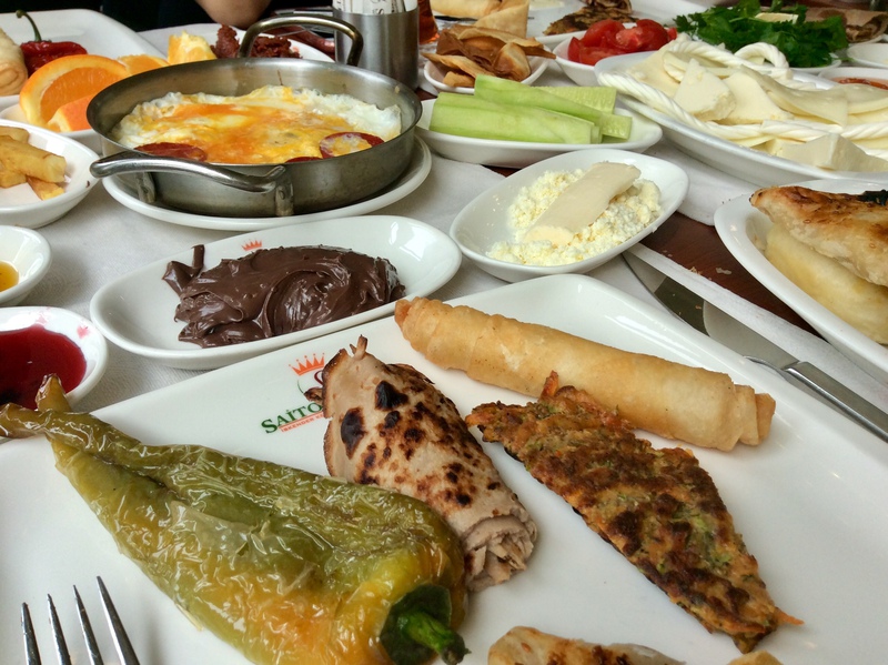 【トルコ600円で朝食】
