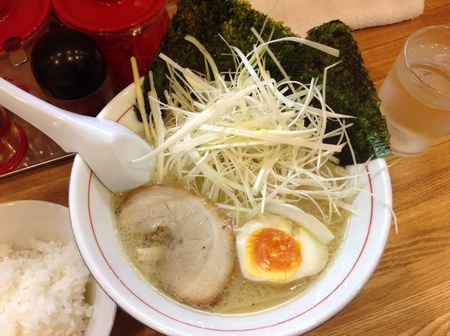 ラーメン好きですin田町 ラーメン好きですin田町