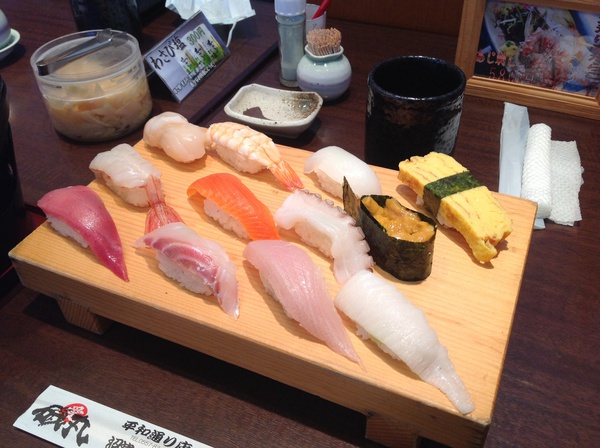 ただただ美味しいお寿司を食べるために沼津港まで行ってきました。 ただただ美味しいお寿司を食べるために沼津港まで行ってきました。