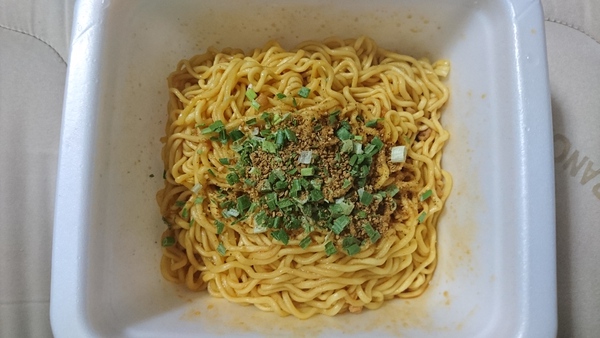 ニュータッチ 広島汁なし担担麺 ニュータッチ 広島汁なし担担麺