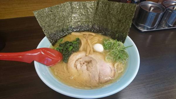 ラーメン好きですin湖西市新居町中之郷で横浜家系ラーメン成壱家 ラーメン好きですin湖西市新居町中之郷で横浜家系ラーメン成壱家