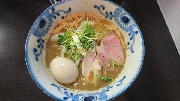 ラーメン好きですin浜松市浜北区寺島で麺屋AMORE (メンヤアモーレ) 2回目 ラーメン好きですin浜松市浜北区寺島で麺屋AMORE (メンヤアモーレ) 2回目