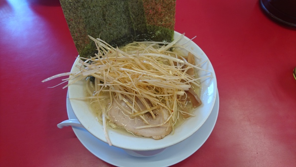 ラーメン好きですin菊川市加茂で「清六家」 塩とんこつ ラーメン好きですin菊川市加茂で「清六家」 塩とんこつ