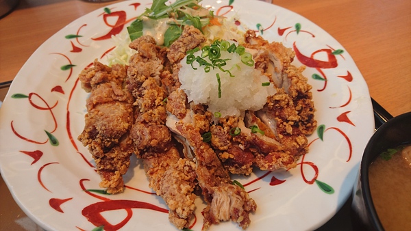 やよい軒で鶏もも一枚揚げ定食(ぽん酢) 2018 やよい軒で鶏もも一枚揚げ定食(ぽん酢) 2018