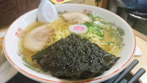 ラーメン好きですin半田山でホームラン軒 餃子セット ラーメン好きですin半田山でホームラン軒 餃子セット