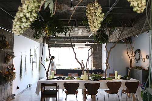 カギヤビル4F・KAGIYA GALLERYでFlower Noritake展 『アール・ド・ヴィーブル』を開催中です カギヤビル4F・KAGIYA GALLERYでFlower Noritake展 『アール・ド・ヴィーブル』を開催中です