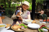 「ガーデンハウス鎌倉」築50年のアトリエと緑豊かなガーデンで寛ぐペット同伴可能なカフェ