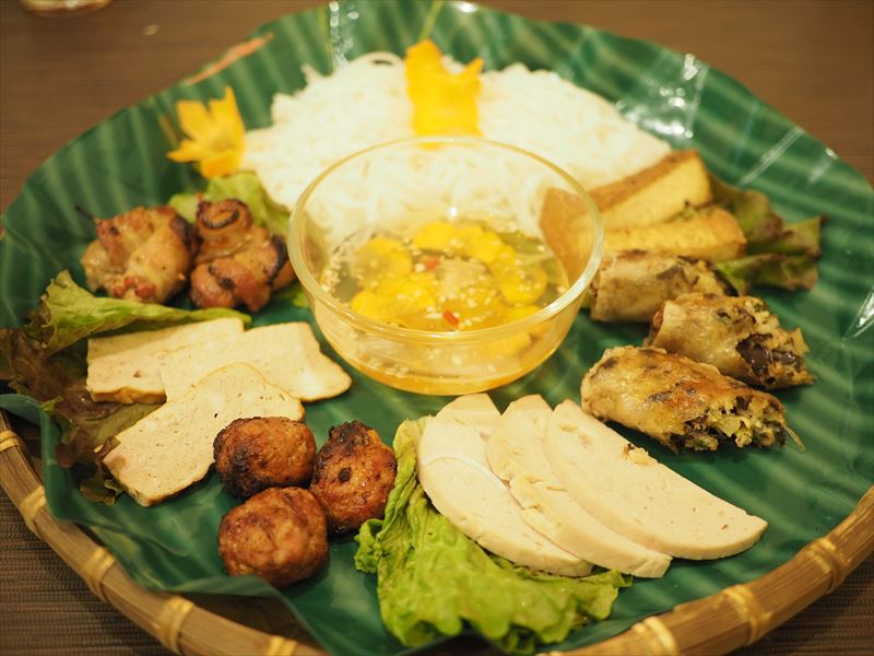 袋井市にベトナム料理店「BUN CHA HA NOI／ブンチャ ハノイ」が11月24日（金）オープン