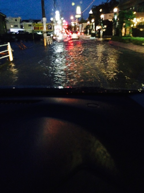 大雨にも負けず営業中です! 大雨にも負けず営業中です!