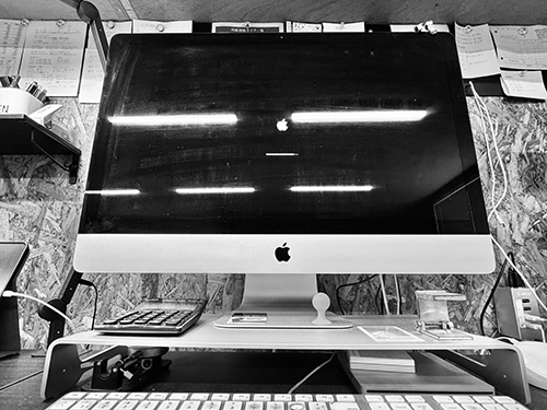 起動せんしiMac… 起動せんしiMac…