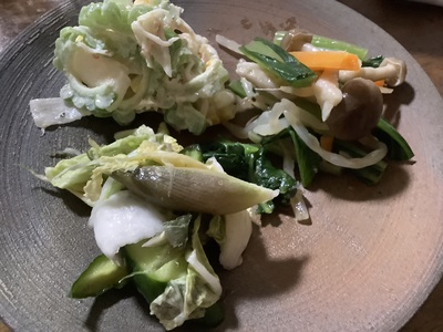 おいしい卵 と チーズと サラミ 到着 ♪ おいしい卵 と チーズと サラミ 到着 ♪