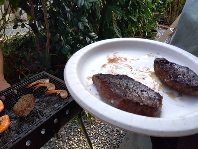 にぎやかバーベキューの後は お仕事お仕事 笑笑 にぎやかバーベキューの後は お仕事お仕事 笑笑