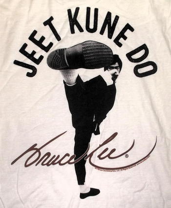 ★Bruce Lee ブルース・リー #Tシャツ 正規品 JEETKUNEDO 再入荷予定