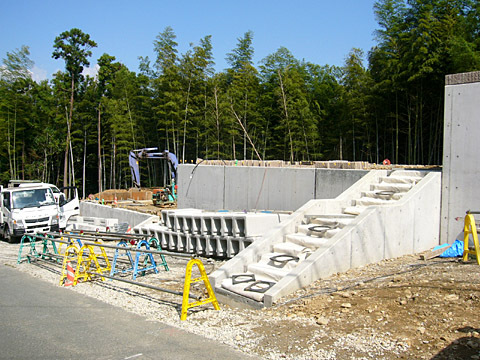 富塚町長坂:宅地造成工事(その10) 富塚町長坂:宅地造成工事(その10)