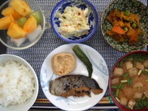 「にじの家」の昼食