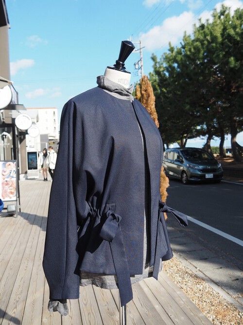 春物のフレアーデニム、来秋冬のLuca Grossiのローファーに合わせてお勧めです 春物のフレアーデニム、来秋冬のLuca Grossiのローファーに合わせてお勧めです