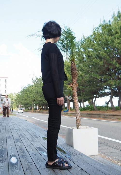 毎日は楽しくなるMARNIの新作折りたたみ財布+しっとりとしないサッパリ素材の夏カーディガン 毎日は楽しくなるMARNIの新作折りたたみ財布+しっとりとしないサッパリ素材の夏カーディガン