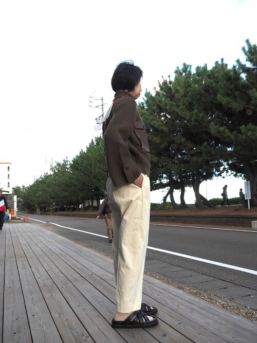 なぜか履くだけで絵になるSofie DHooreのパンツ なぜか履くだけで絵になるSofie DHooreのパンツ