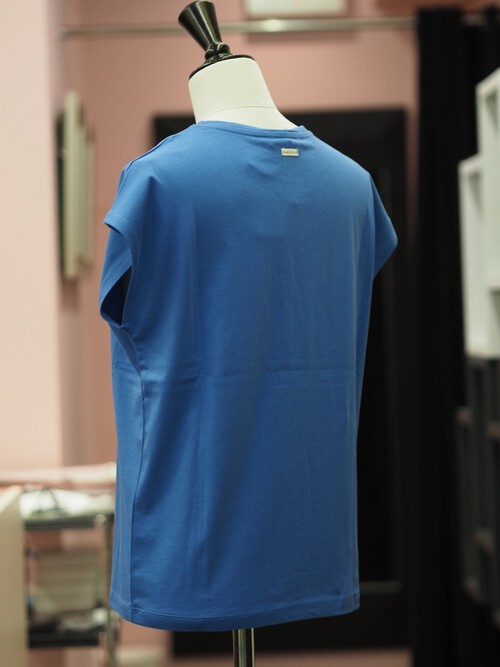 入荷して即完売のTeeの追加が入りました 入荷して即完売のTeeの追加が入りました