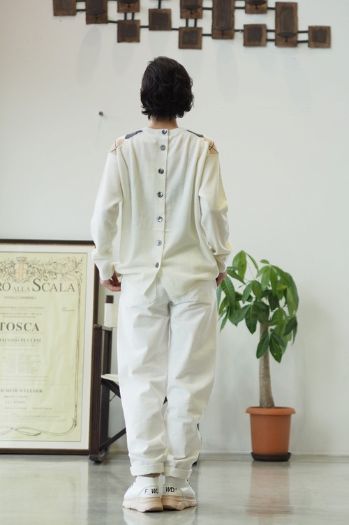 来シーズンのJosephのワイドパンツと合わせたいオシャレなお勧めTops 来シーズンのJosephのワイドパンツと合わせたいオシャレなお勧めTops