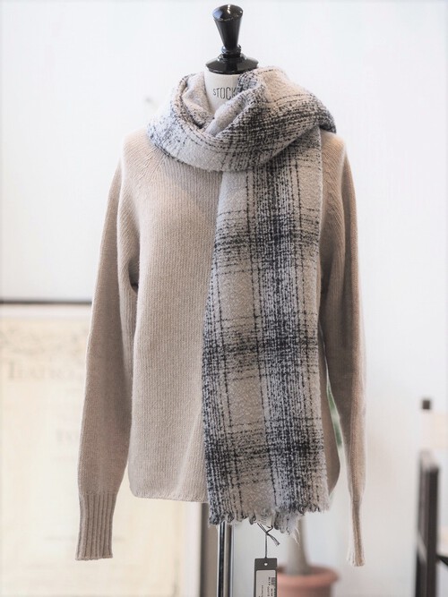 Mariaさん絶賛のma,ry.yaのエキストラファインメリノ本物のカシミアセーターが最終入荷しました Mariaさん絶賛のma,ry.yaのエキストラファインメリノ本物のカシミアセーターが最終入荷しました