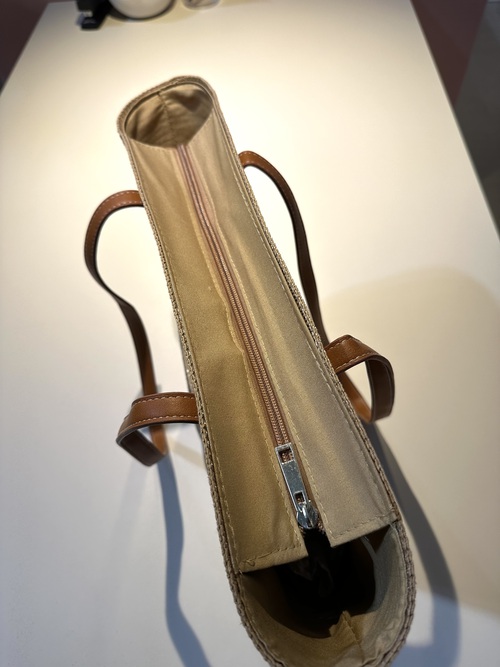 来春夏はGaimoのカゴバックとFabioのシンプルサンダル合わせてお楽しみください 来春夏はGaimoのカゴバックとFabioのシンプルサンダル合わせてお楽しみください