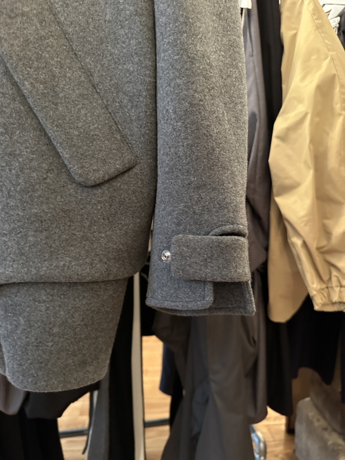 来秋冬のジャケットは先日のBeige,とエンフォールドで決まり 来秋冬のジャケットは先日のBeige,とエンフォールドで決まり
